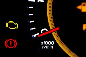 Speedometer warning signs- NolaAutomotiverepairs.com